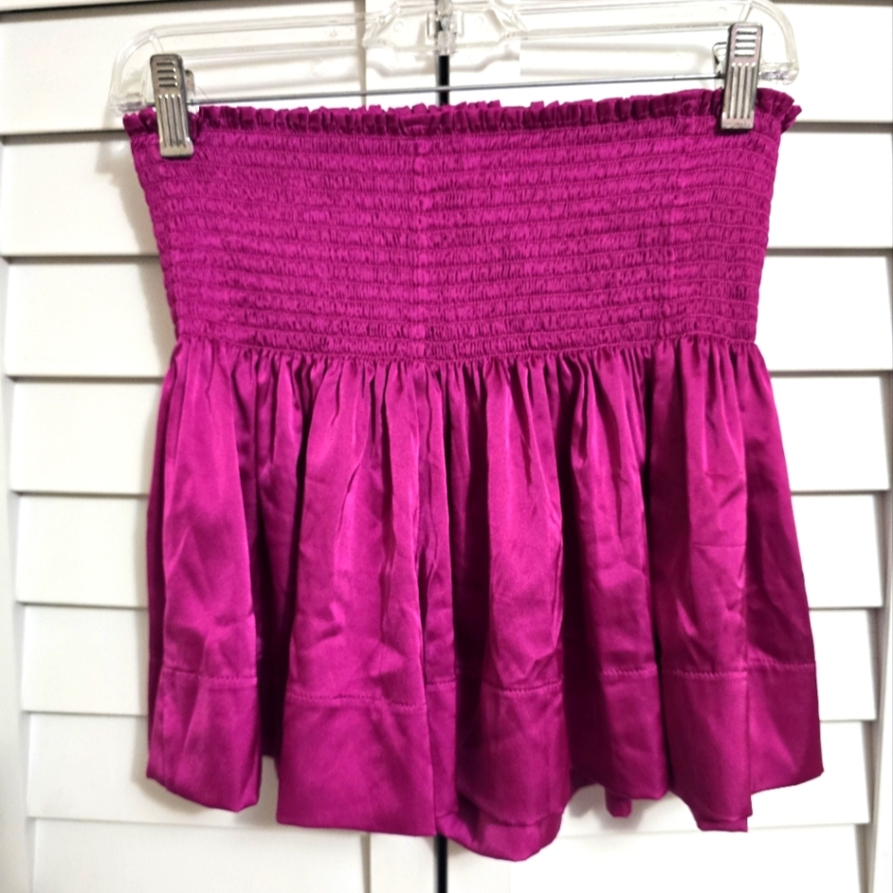 Natural LIFE Satin Shorts SZ Medium